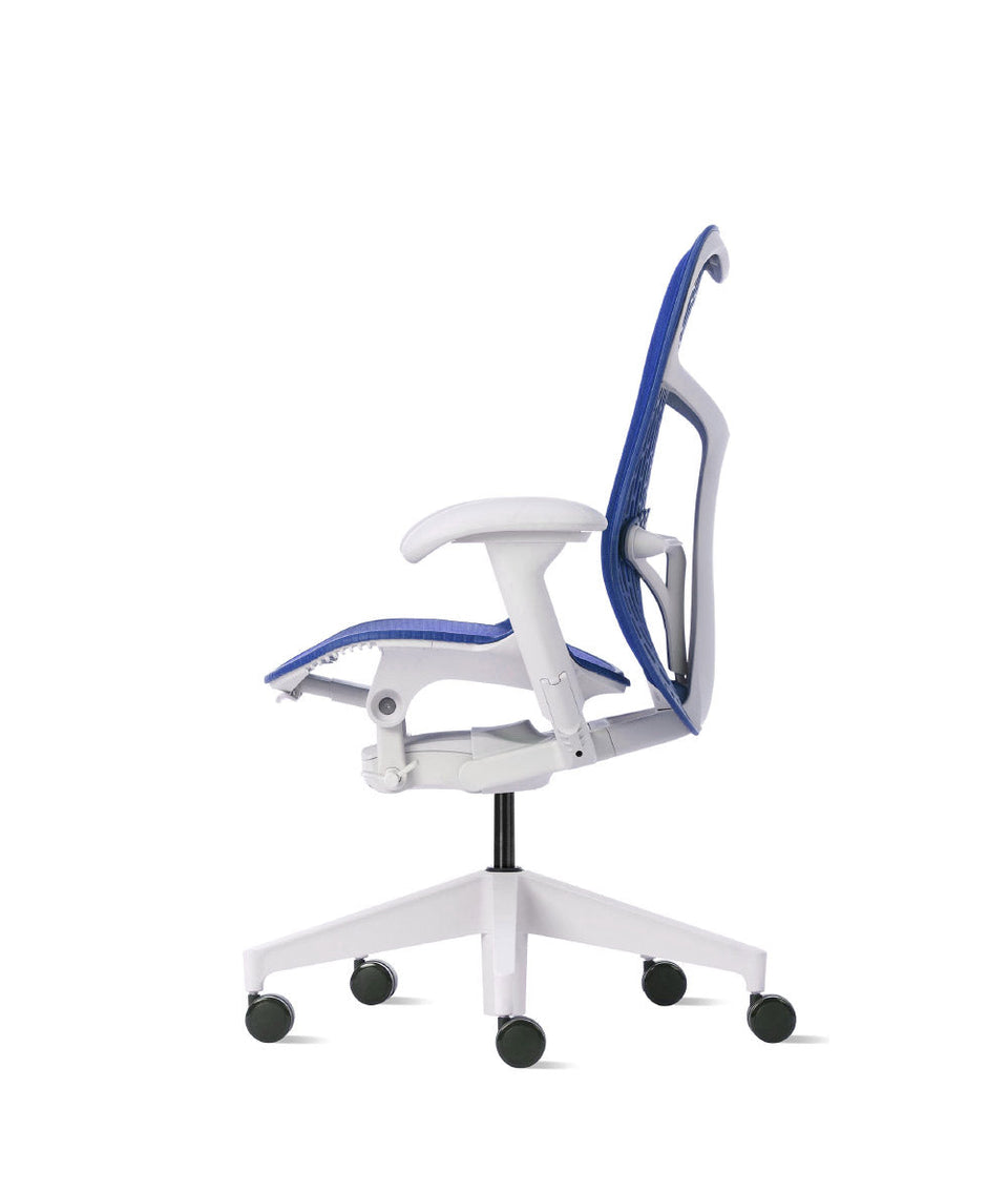 Mirra 2 Ultramarine blå Butterfly kontorsstol