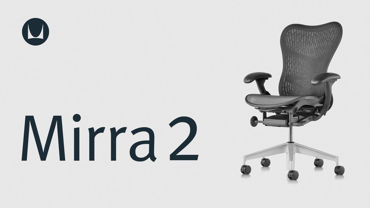 En video som visar de tekniska justeringsfunktionerna hos en Herman Miller Mirra 2-kontorsstol, inklusive sitthöjd, sittdjup, lutningsspänning, lutningsbegränsare, ryggstödsjustering och armstödjustering.