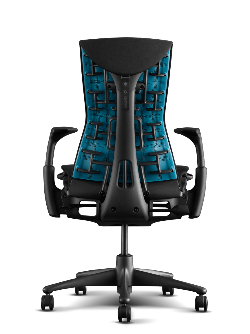 Bakifrån sett på Herman Miller Embody-gamingstol i cyan och svart.