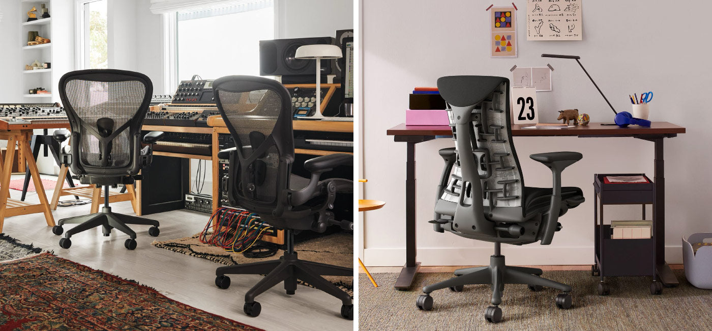 Foto av musikproduktionsstudio med två Aeron-kontorsstolar i grafit bredvid en annan med Embody-kontorsstol i svart och Jarvis sit-stand-skrivbord med svarta ben och bordsskiva i massivt trä